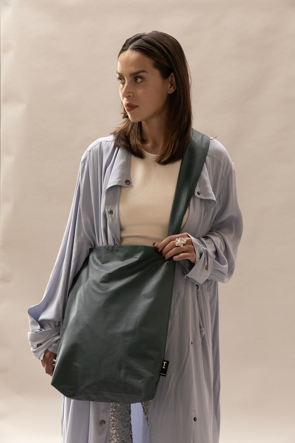 Feel Good Bag by Tinne+Mia - Dark Sea