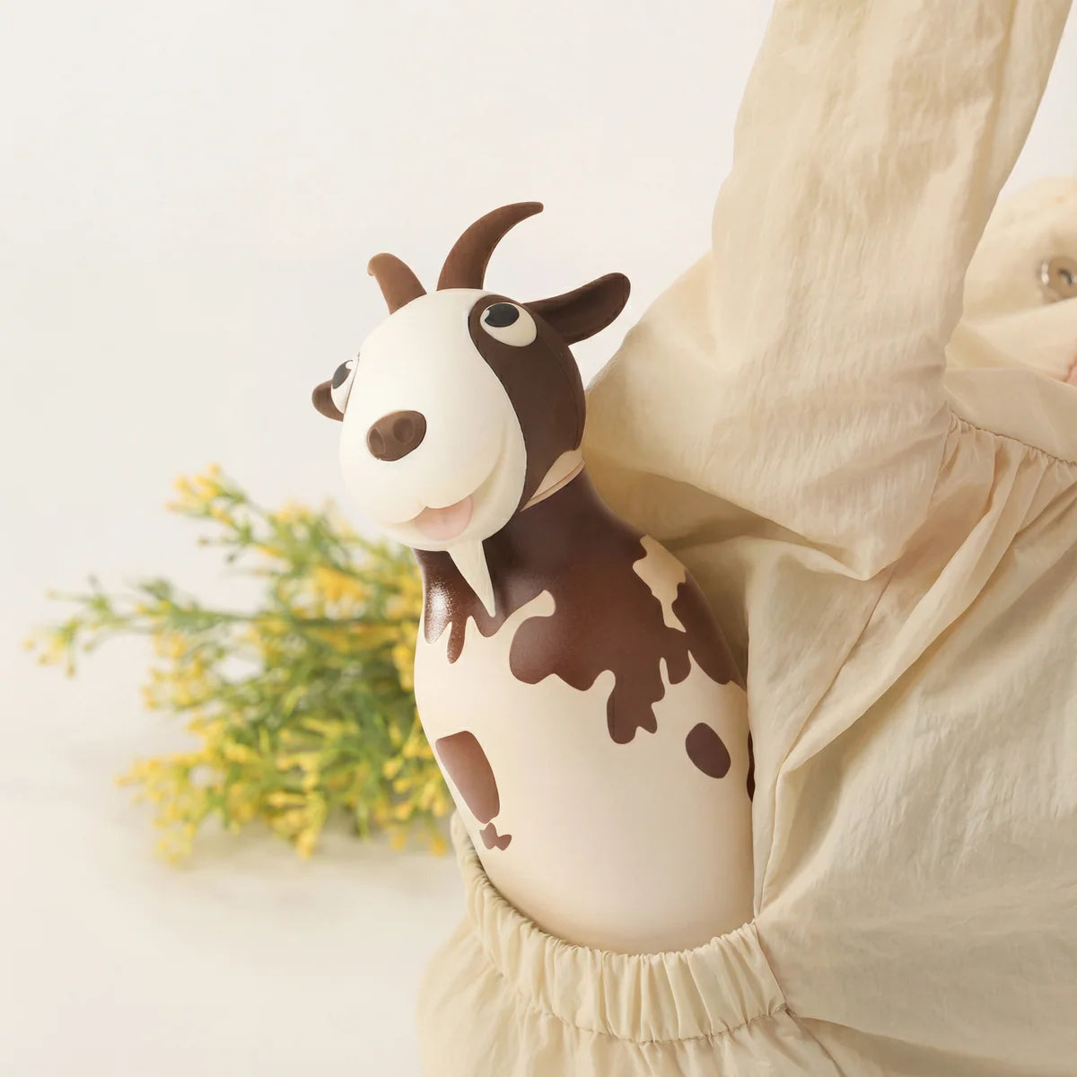 Goat Asobu Bestie Bottle