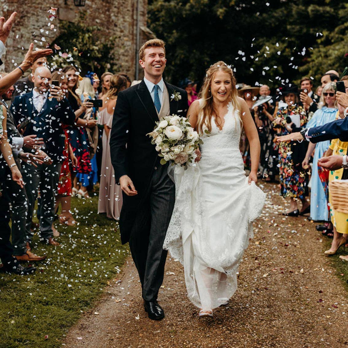 Confetti Cannon | Wedding Confetti |