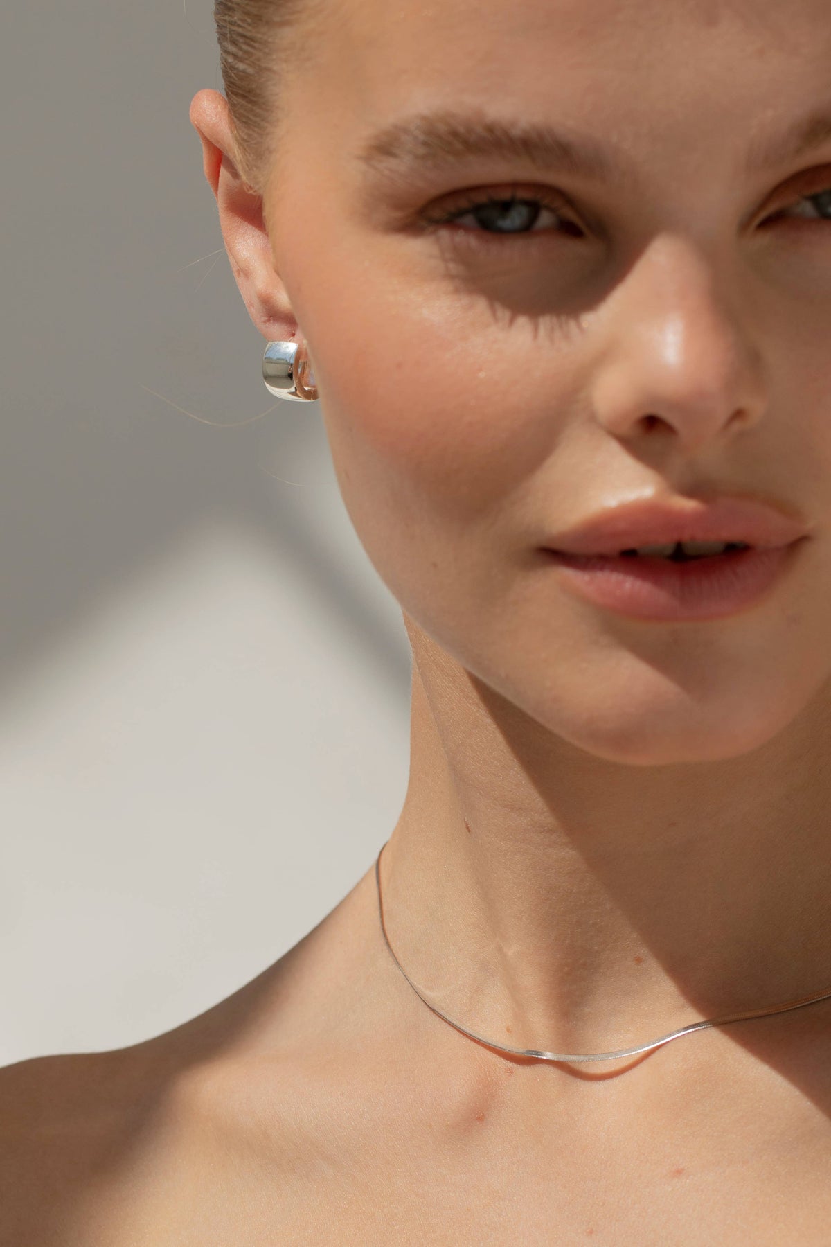 ZOE - Easy Everyday Hoop Earrings Silver