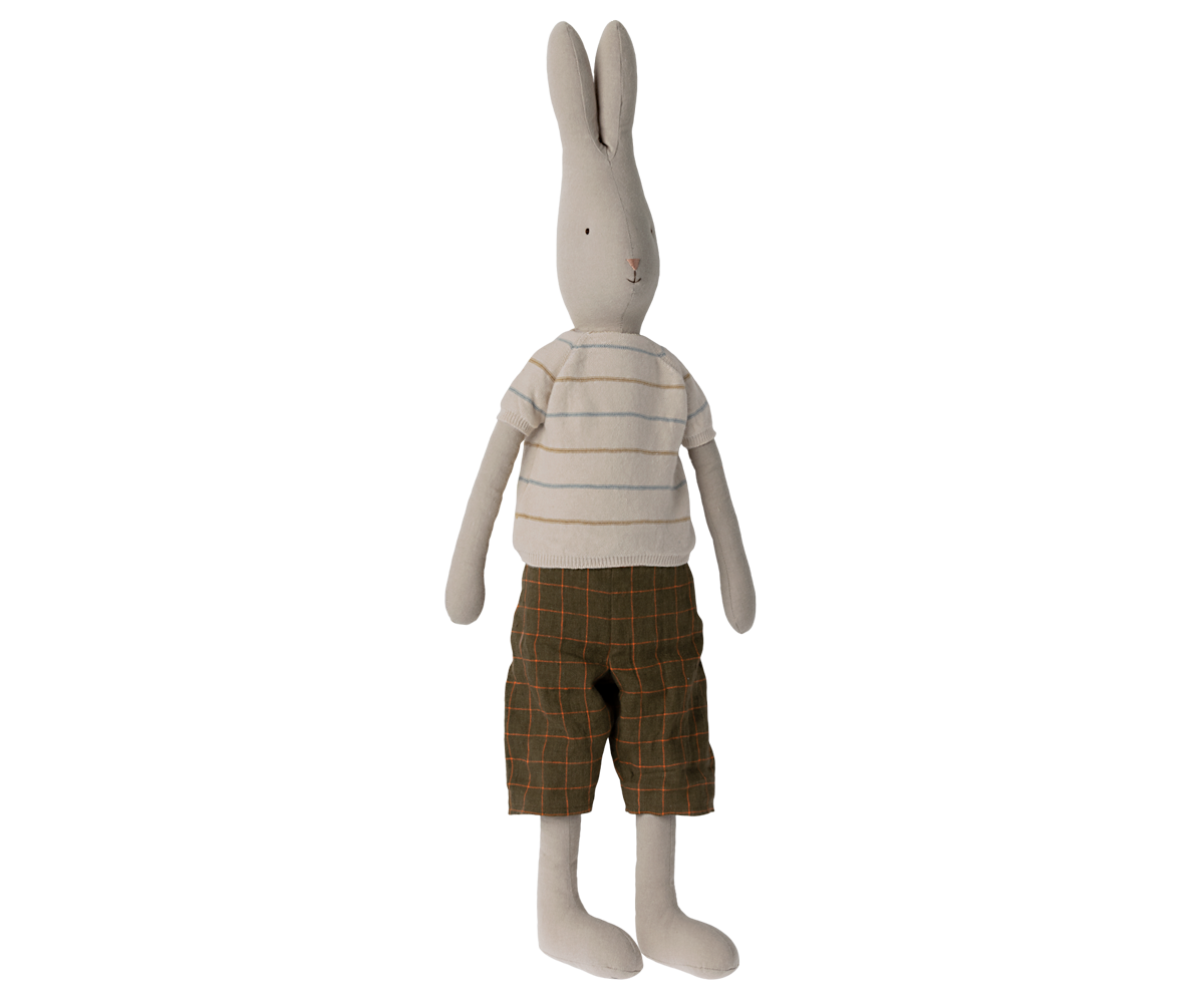 Rabbit Size 5 - Pants and Knitted Shirt