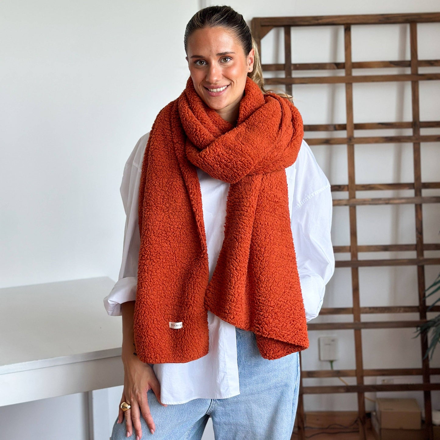 Large Sherpa Scarf Pingu - Brick