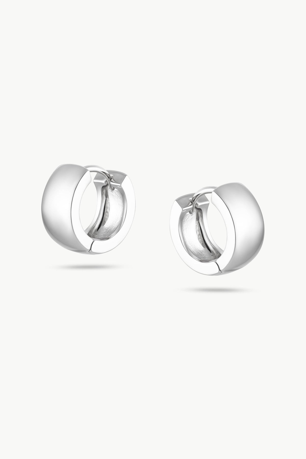ZOE - Easy Everyday Hoop Earrings Silver
