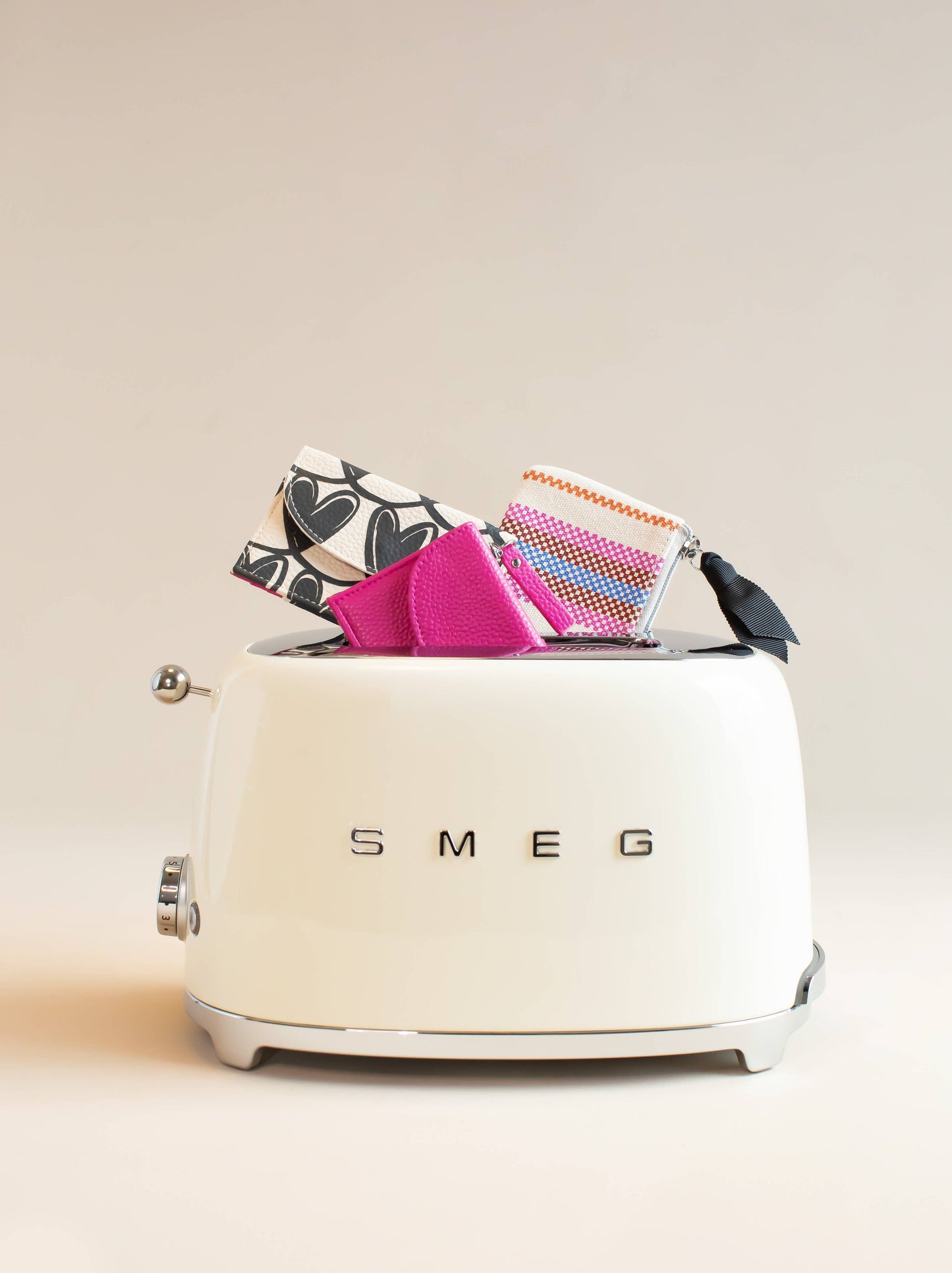 Checkerboard Stripe Printed Canvas Corner Purse