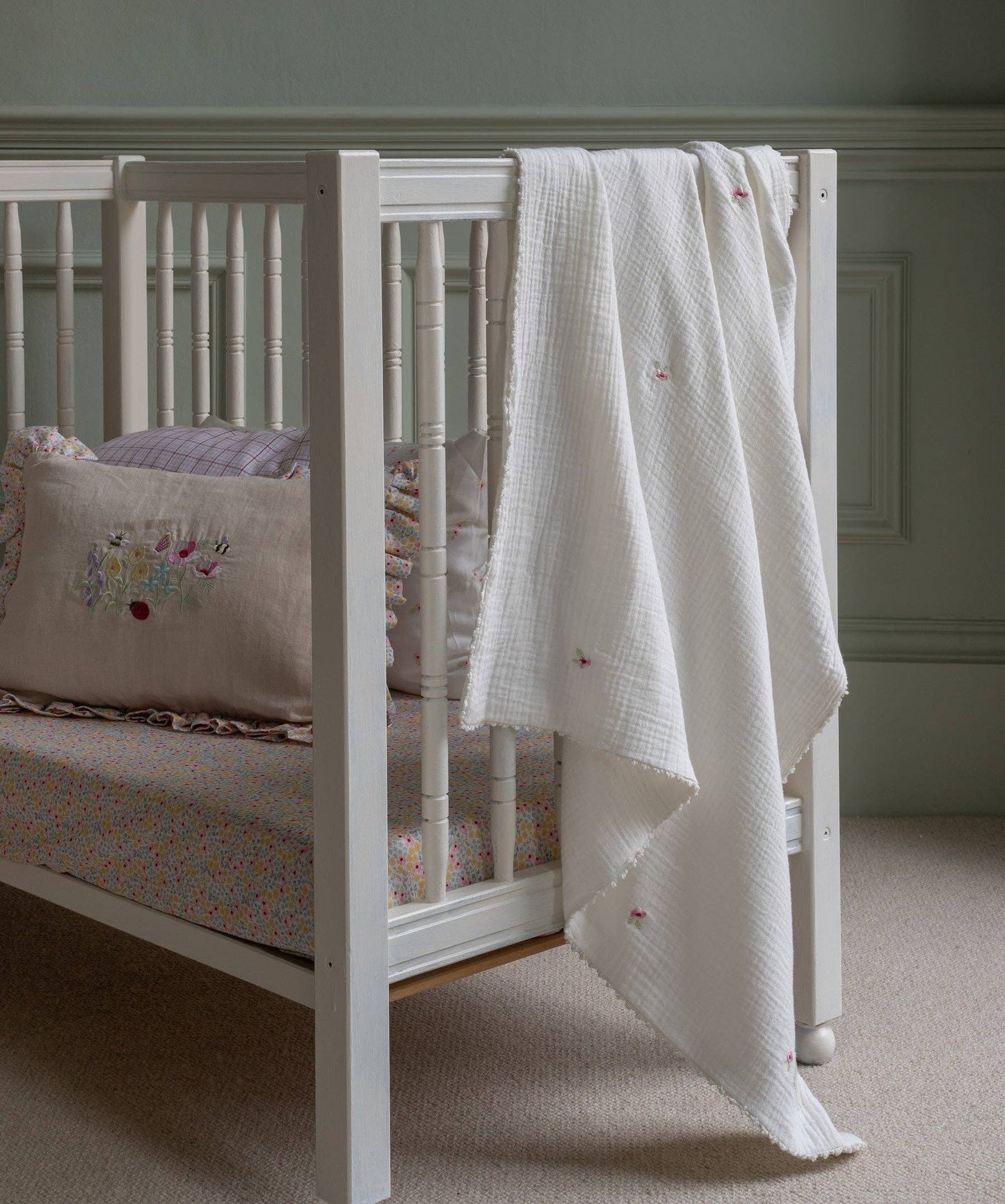 Embroidered Muslin Blanket - Anemone