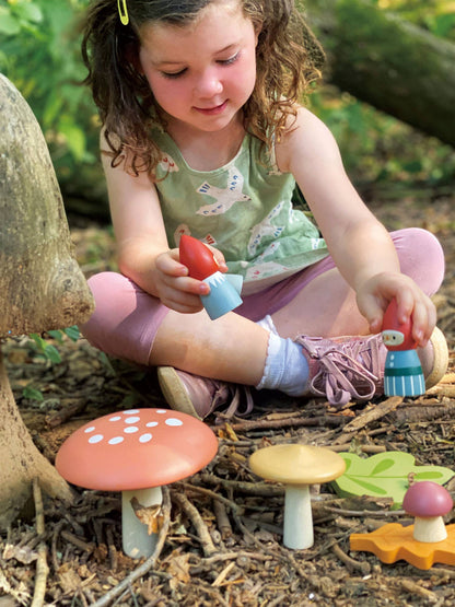 Merrywood Tales Woodland Gnome Family