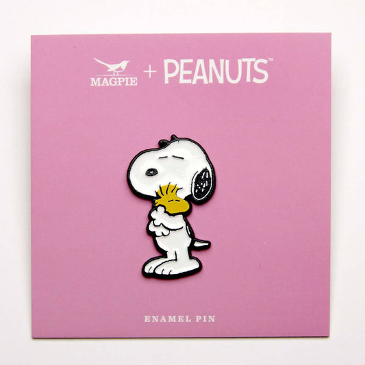 Peanuts Give Hugs Pin - Hugs