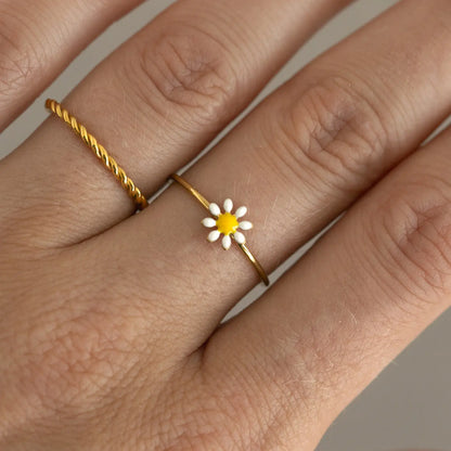 Doris Daisy Flower Enamel Ring - Stainless Steel