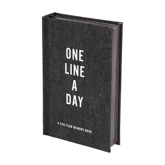 One Line a Day: Five Year Memory Book Black Canvas