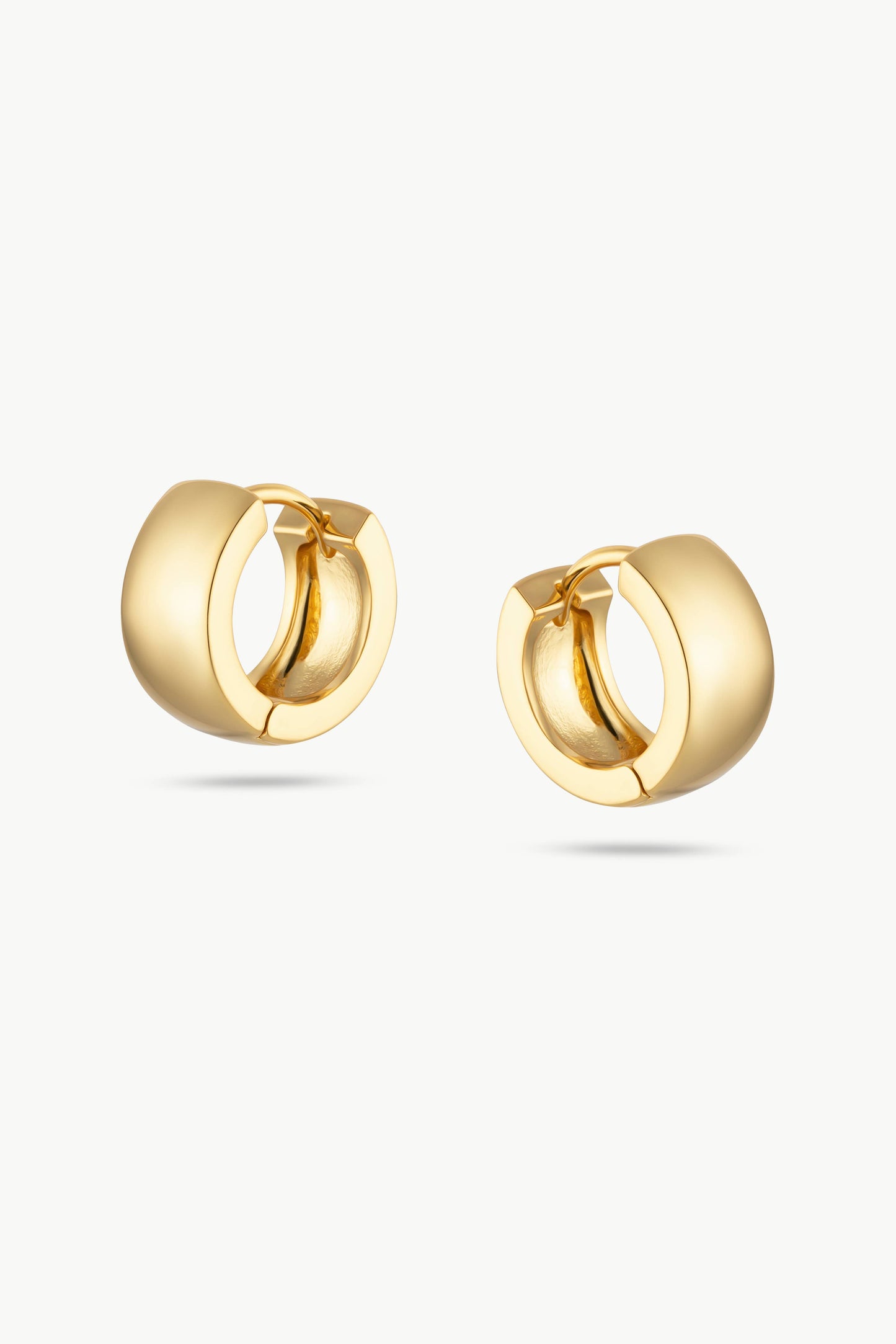 ZOE - Easy Everyday Hoop Earrings