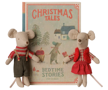 Christmas Twin Mice, Little Sister and Brother in a Book