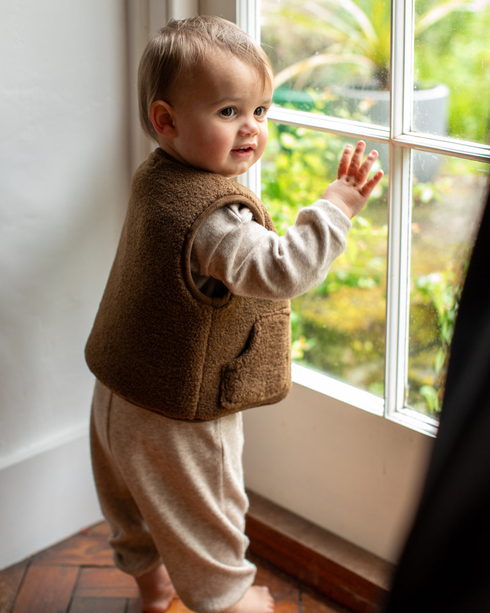 Gareth Mini Gilet - Hazelnut 6-12 months