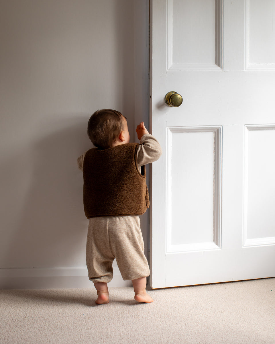 Gareth Mini Gilet - Hazelnut 6-12 months