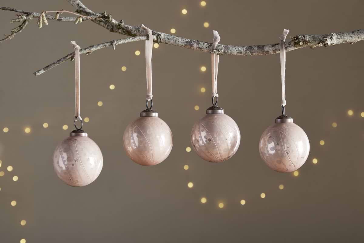 Kecci Bauble - Antique Pink