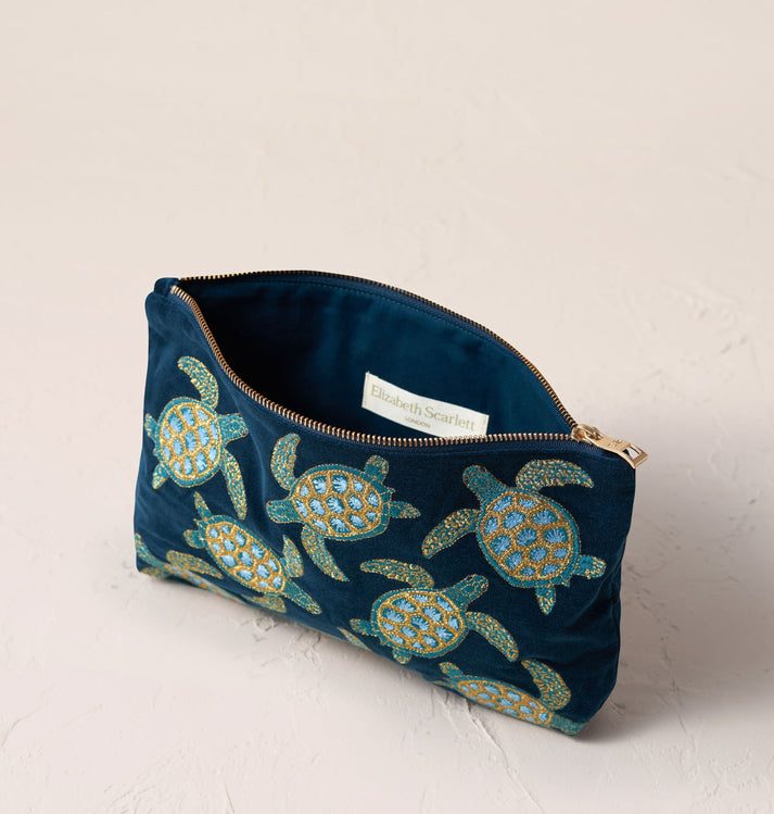 Turtle Conservation Everyday Pouch - Deep Marine Navy