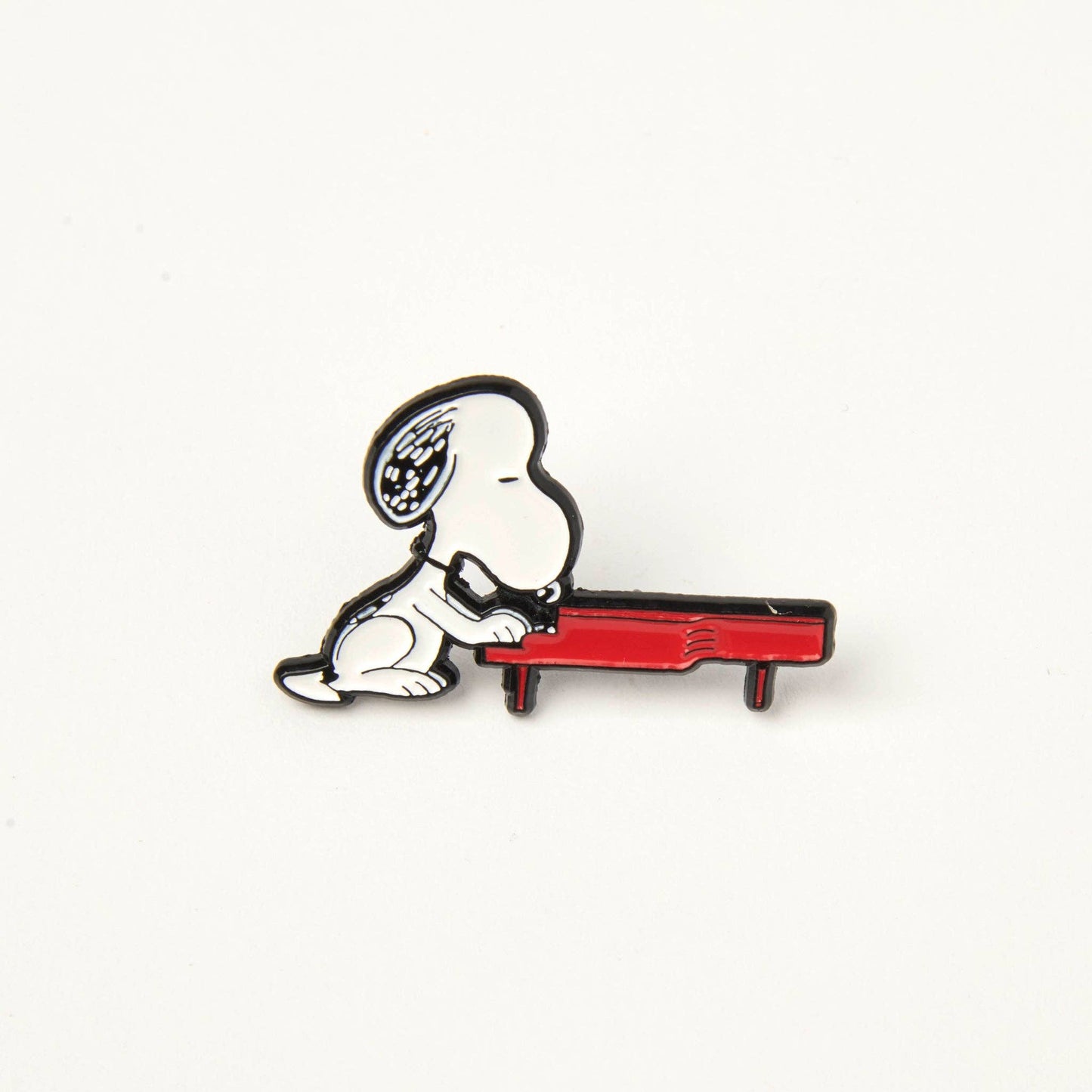 Peanuts Pin - Music Lover Piano