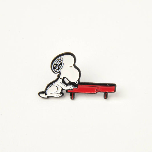 Peanuts Pin - Music Lover Piano