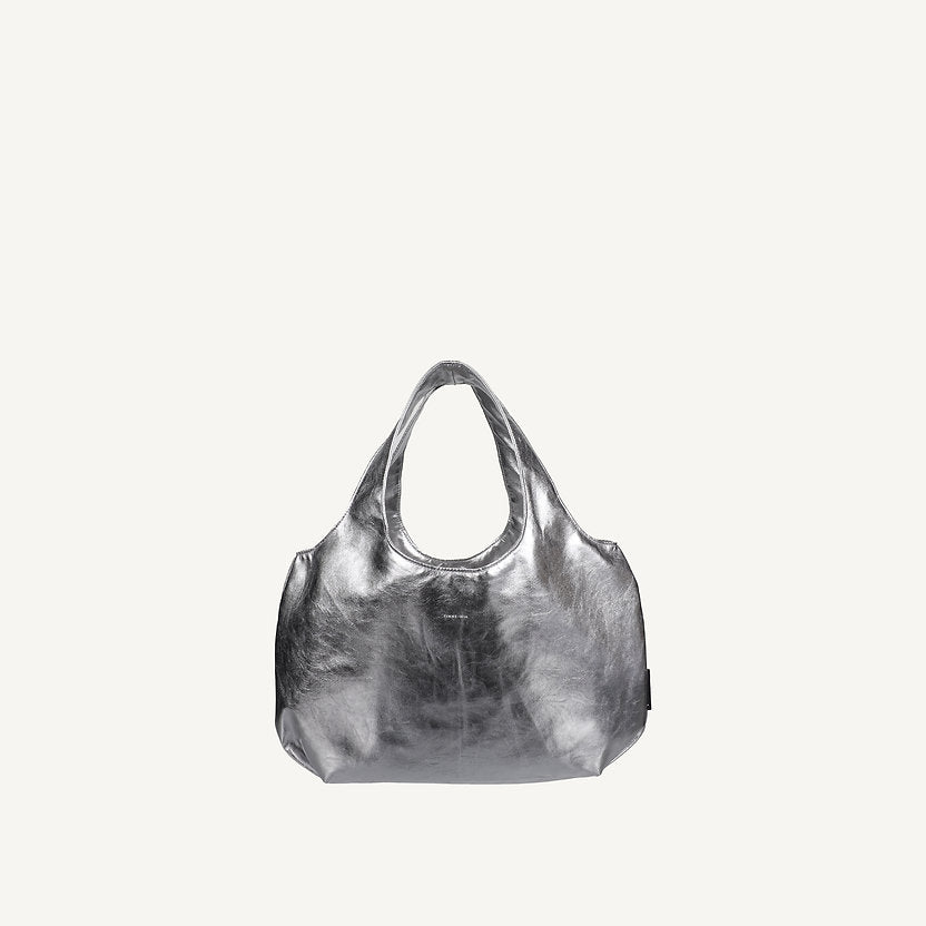 Mila Handy Bold Bag in Silver by Tinne + Mia