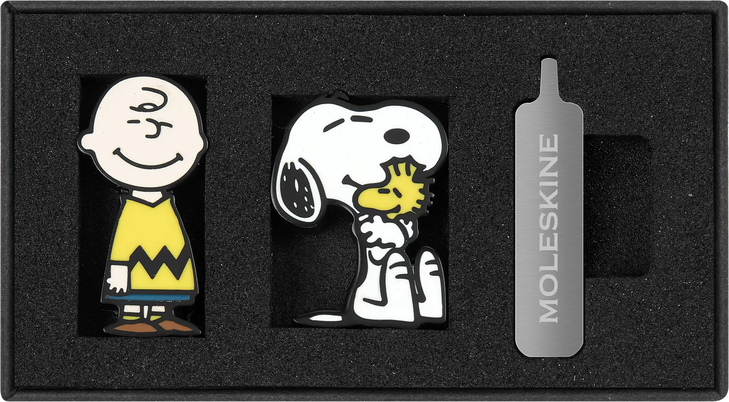 Moleskine Ltd. Ed. Peanuts Double Pin Set: Snoopy & Charlie