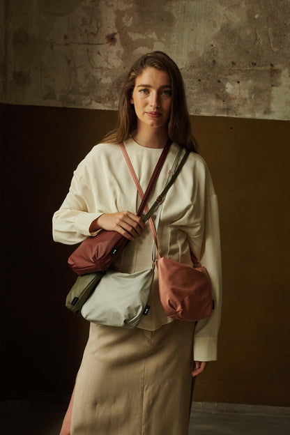 Cross Body Feel Good Baggy in  Canyon Clay (Terra) by Tinne + Mia