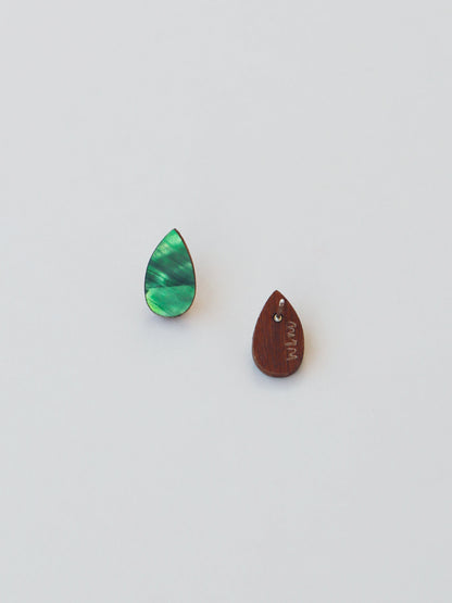 Raindrop Studs in Emerald