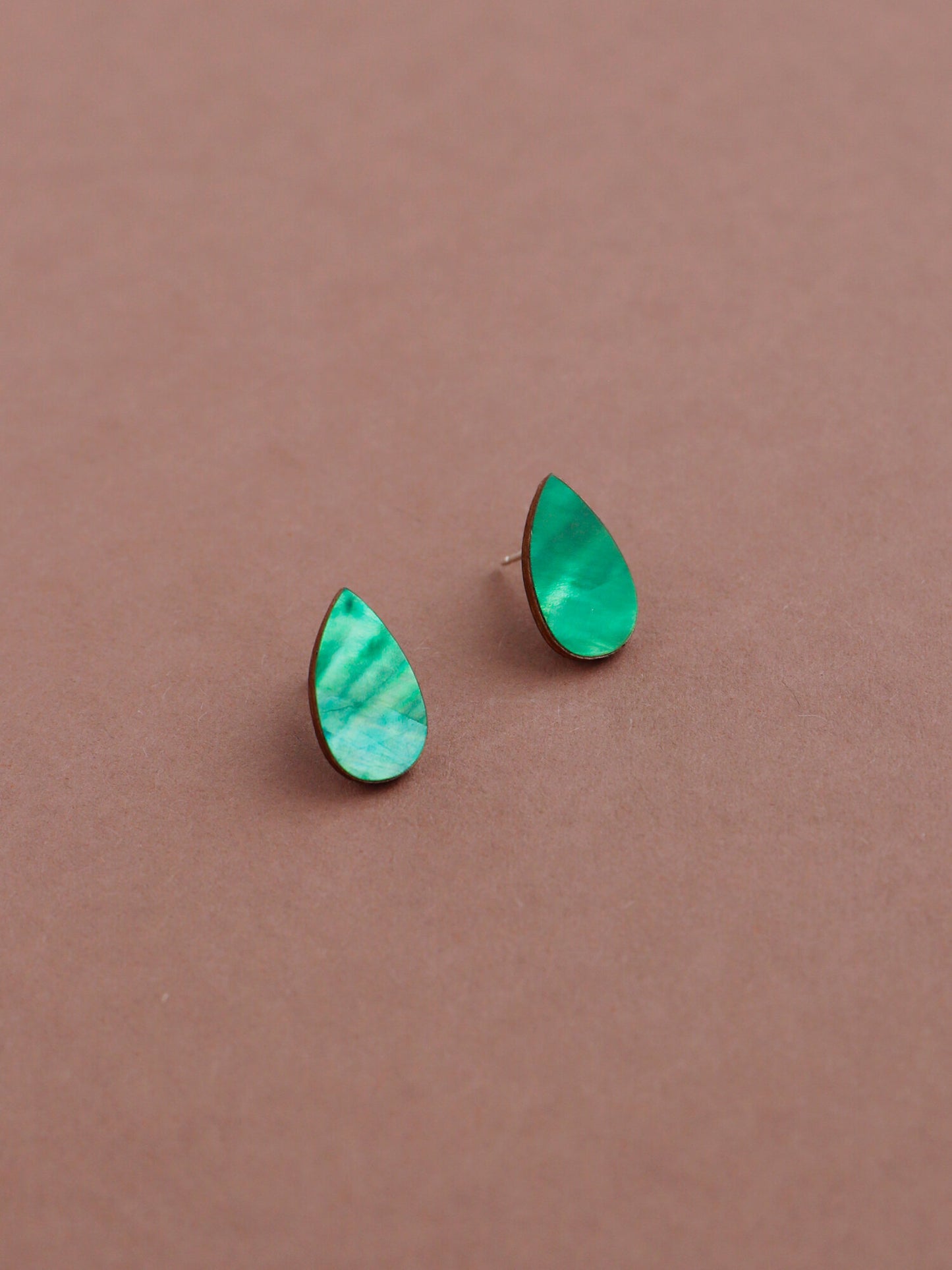 Raindrop Studs in Emerald