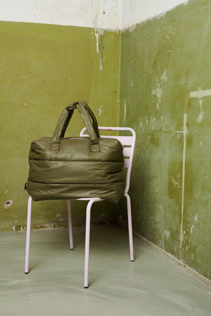 Camill Big Puffy Weekend Bag in Capers Green by Tinne + Mia