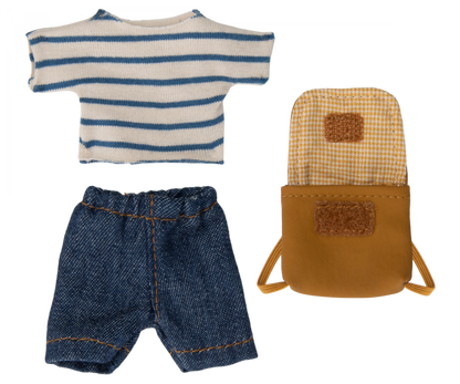 Clothes and Bag, Big Brother mouse