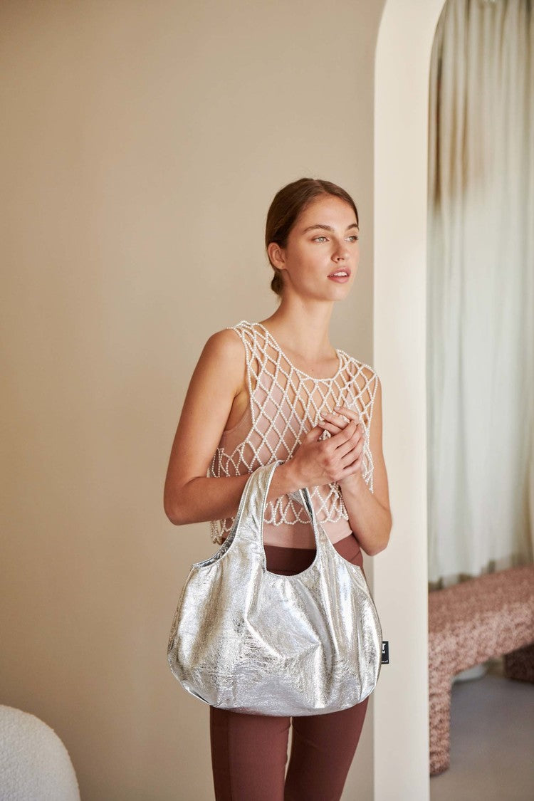 Mila Handy Bold Bag in Silver Moon by Tinne + Mia
